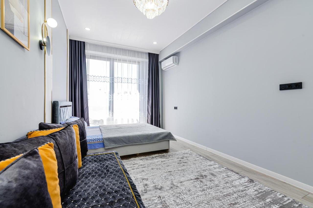 Heaven 10 Apartment อัลมาตี ภายนอก รูปภาพ
