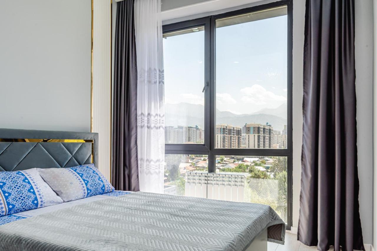 Heaven 10 Apartment อัลมาตี ภายนอก รูปภาพ