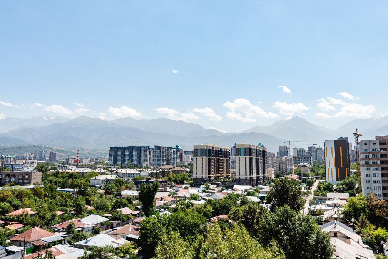 Heaven 10 Apartment อัลมาตี ภายนอก รูปภาพ