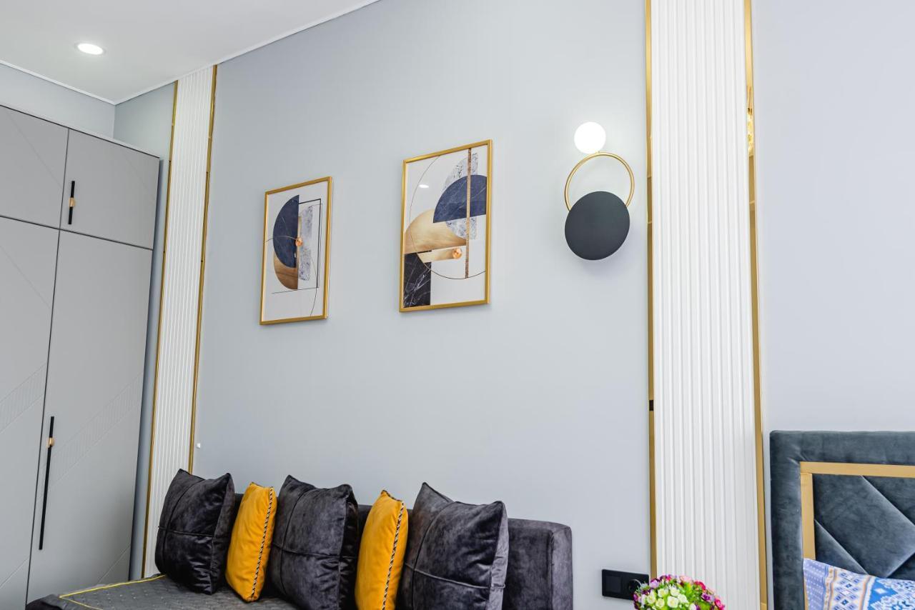 Heaven 10 Apartment อัลมาตี ภายนอก รูปภาพ