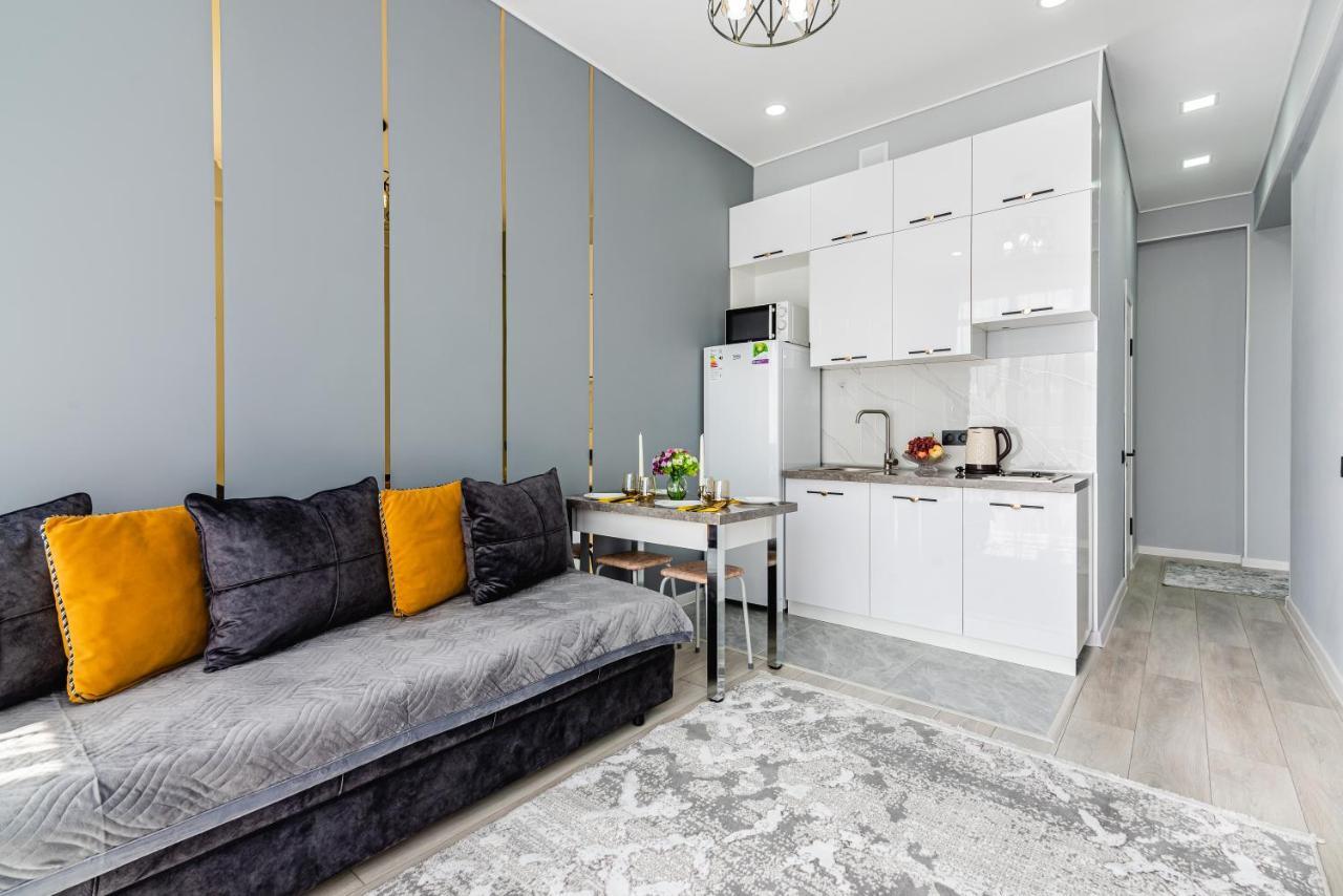 Heaven 10 Apartment อัลมาตี ภายนอก รูปภาพ